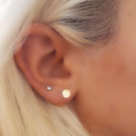14k yellow round gold stud earrings