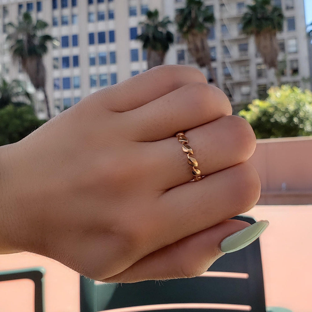 Garden Party Ring