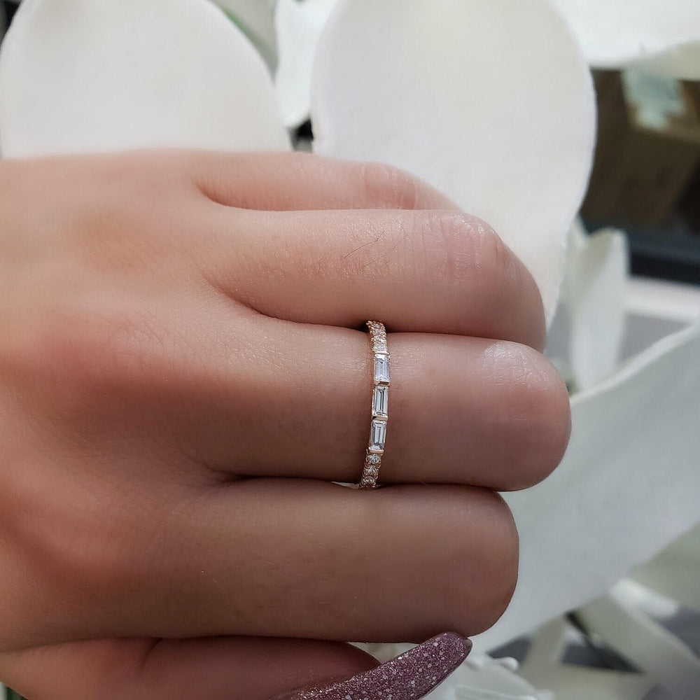 baguette and round diamond ring 